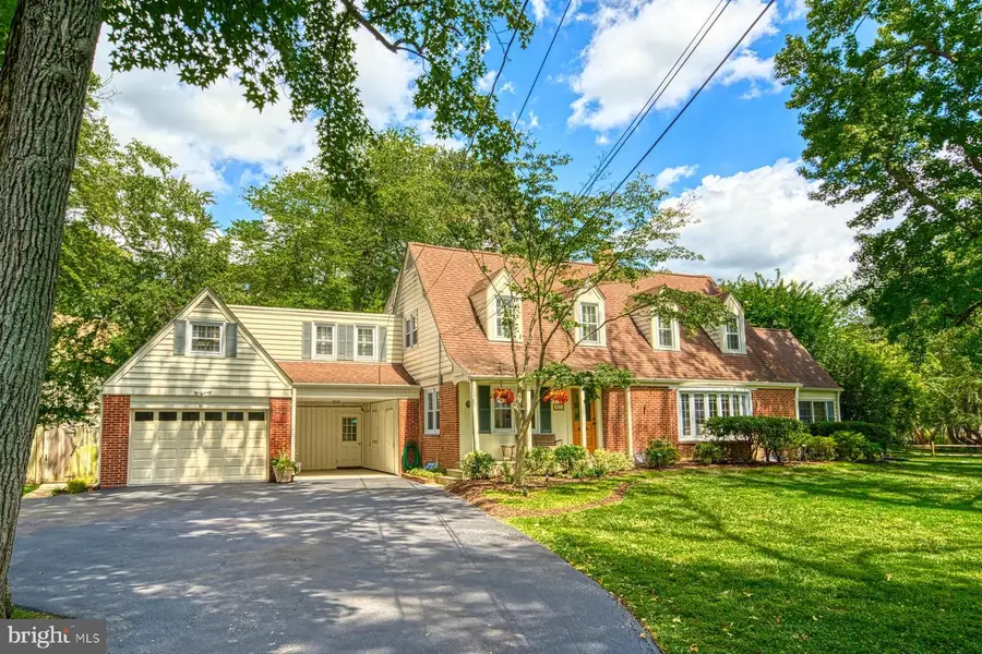 9211 Forest Haven Dr, Alexandria, VA 22309 - #2
