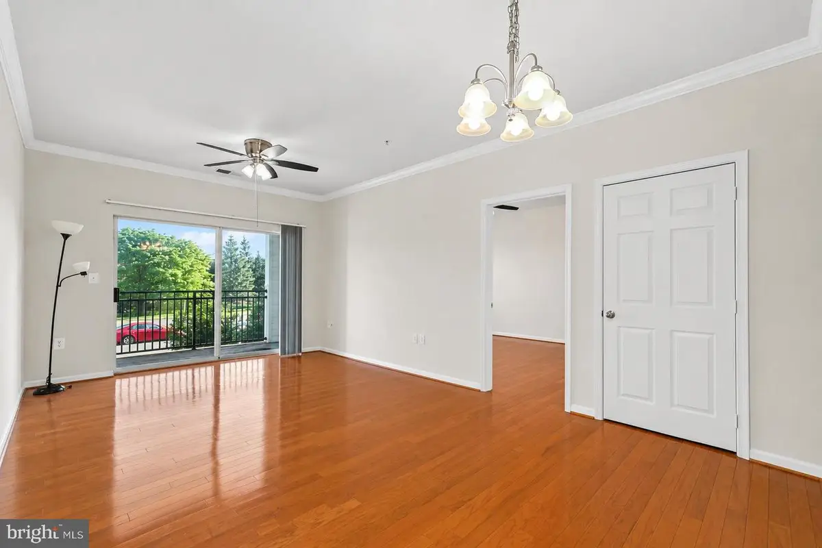 12905 Centre Park Cir #212, Herndon, VA 20171 - #1