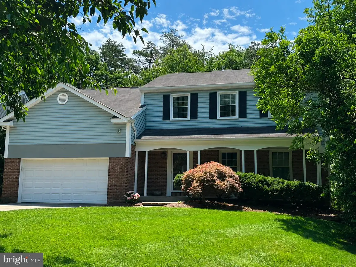 10711 Oldfield Dr, Reston, VA 20191 - #1