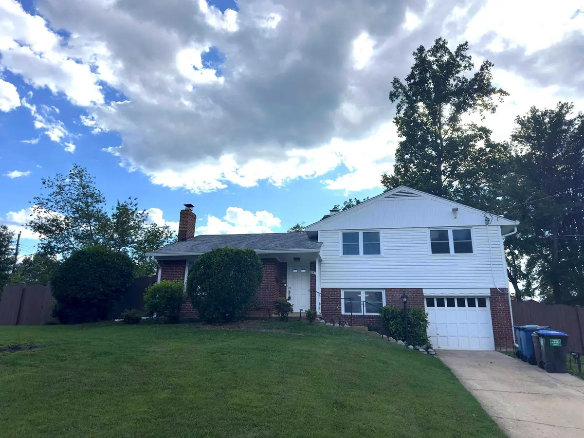 5816 Amelia St, Springfield, VA 22150 - #1