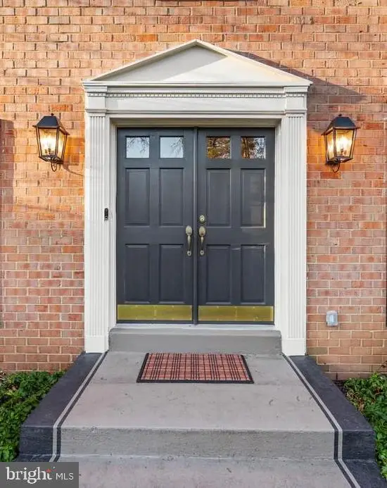 10314 Hickory Creek Ct, Great Falls, VA 22066 - #2
