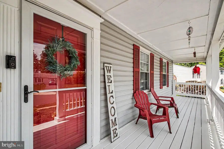 9770 Turnbuckle Dr, Burke, VA 22015 - #2