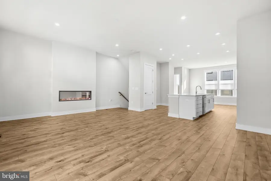 2433 Liberty Loop, Herndon, VA 20171 - #3