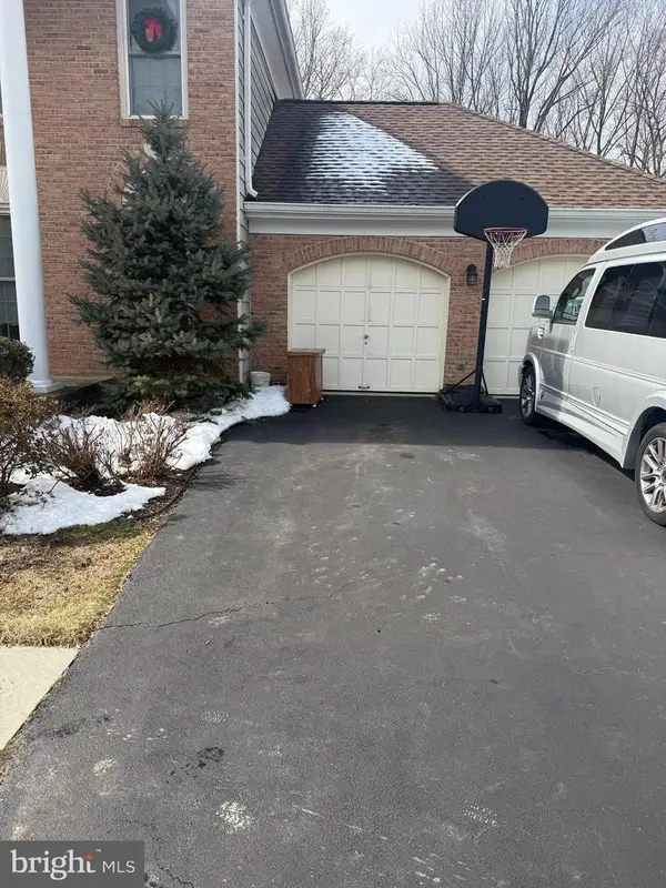 7502 Rambling Ridge Dr, FAIRFAX STATION, VA 22039