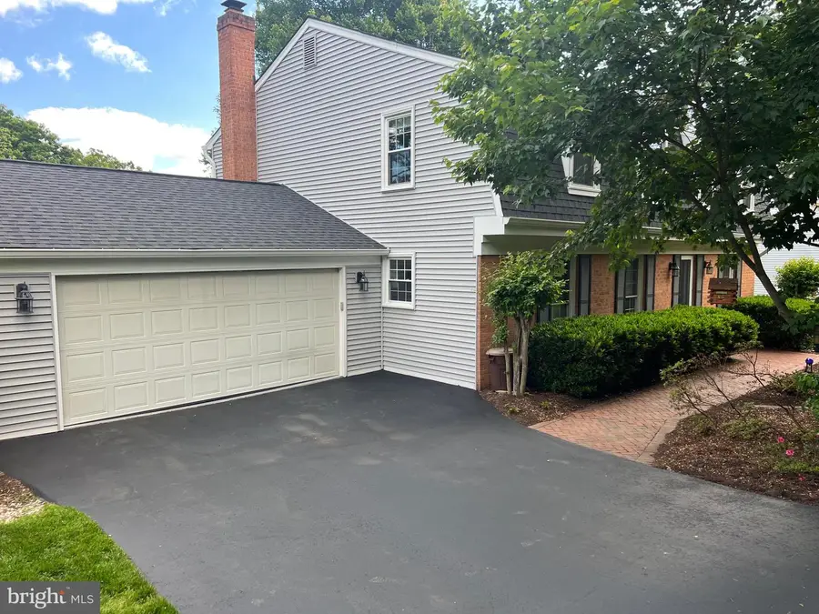 2037 Durand Dr, Reston, VA 20191 - #2
