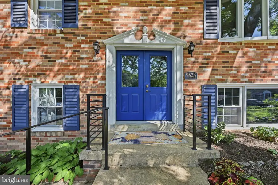 9523 Rockport Rd, Vienna, VA 22180 - #2