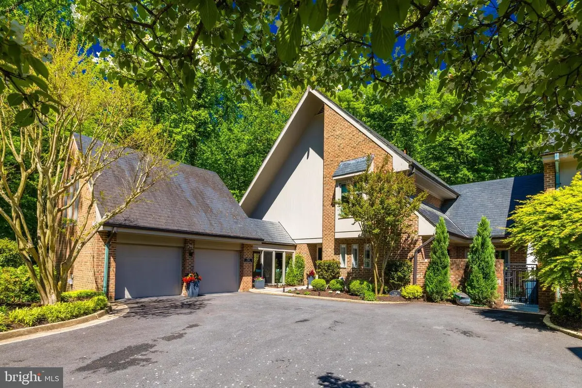 714 Belgrove Rd, McLean, VA 22101 - #1