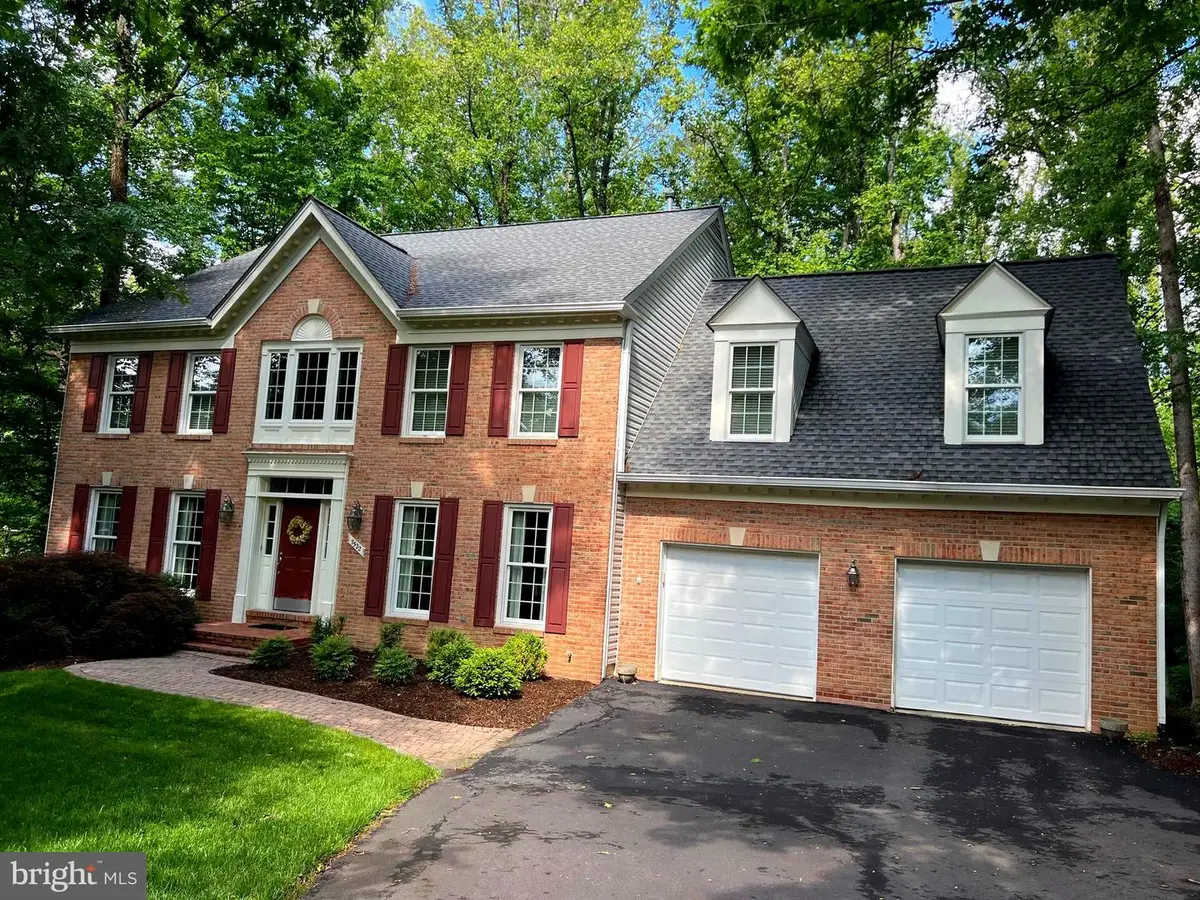 7522 Rambling Ridge Dr, Fairfax Station, VA 22039 - #1