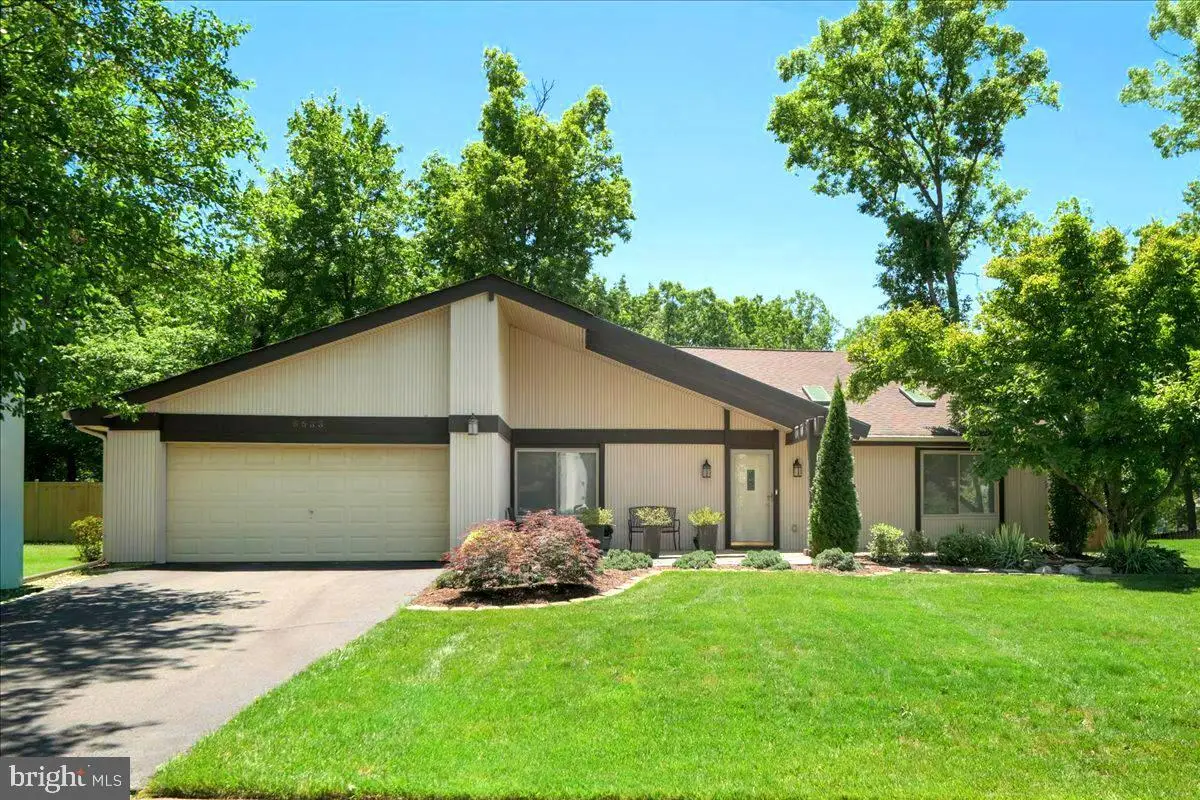 8633 Reseca Ln, Springfield, VA 22152 - #1