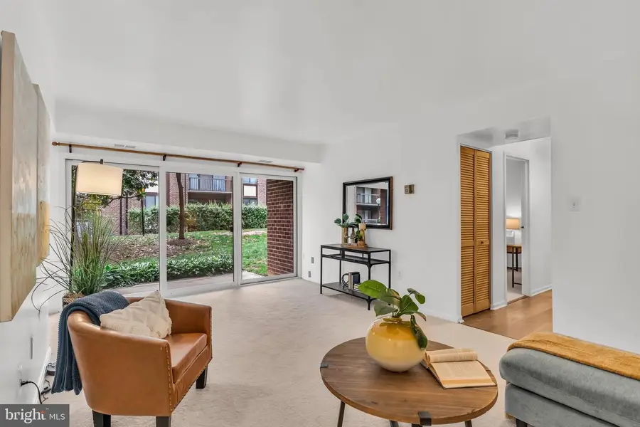9702 Kingsbridge Dr #3, Fairfax, VA 22031 - #2