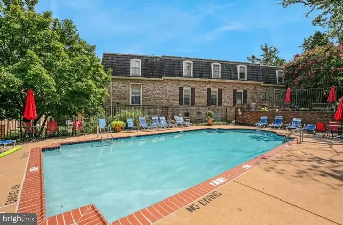 3111 Patrick Henry Dr #621, Falls Church, VA 22044 - #2
