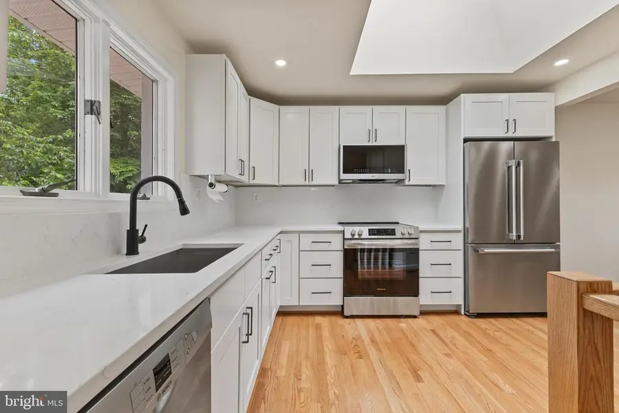 6211 Houston Ct, Alexandria, VA 22310 - #2