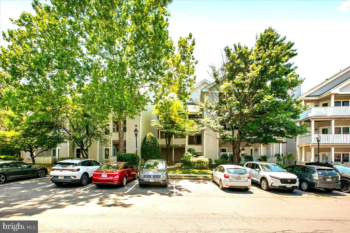 14305 Climbing Rose Way #101, Centreville, VA 20121 - #1