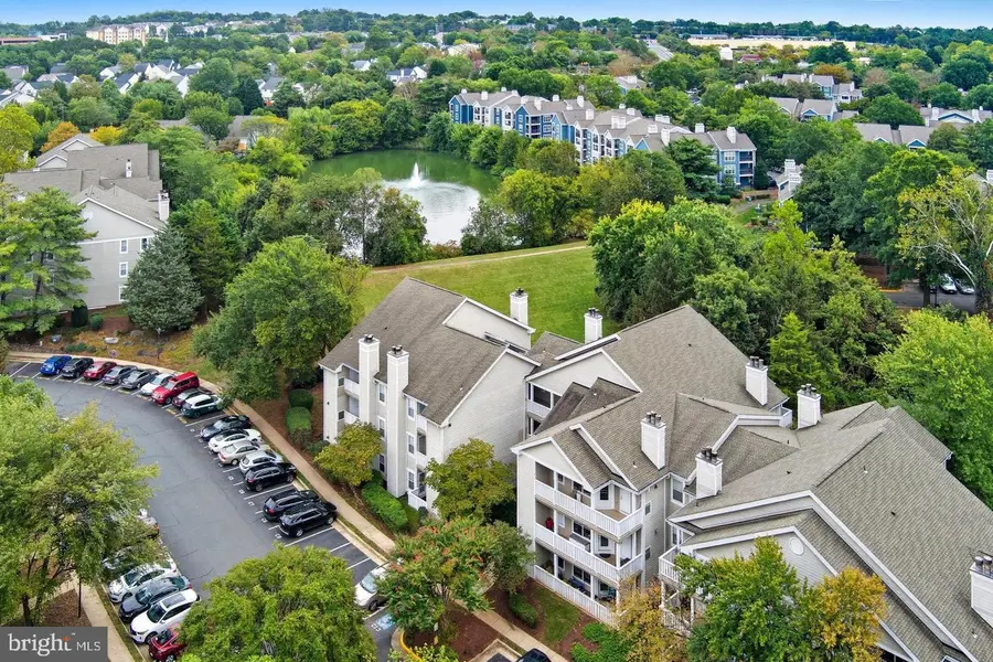 14305 Climbing Rose Way #101, Centreville, VA 20121 - #2