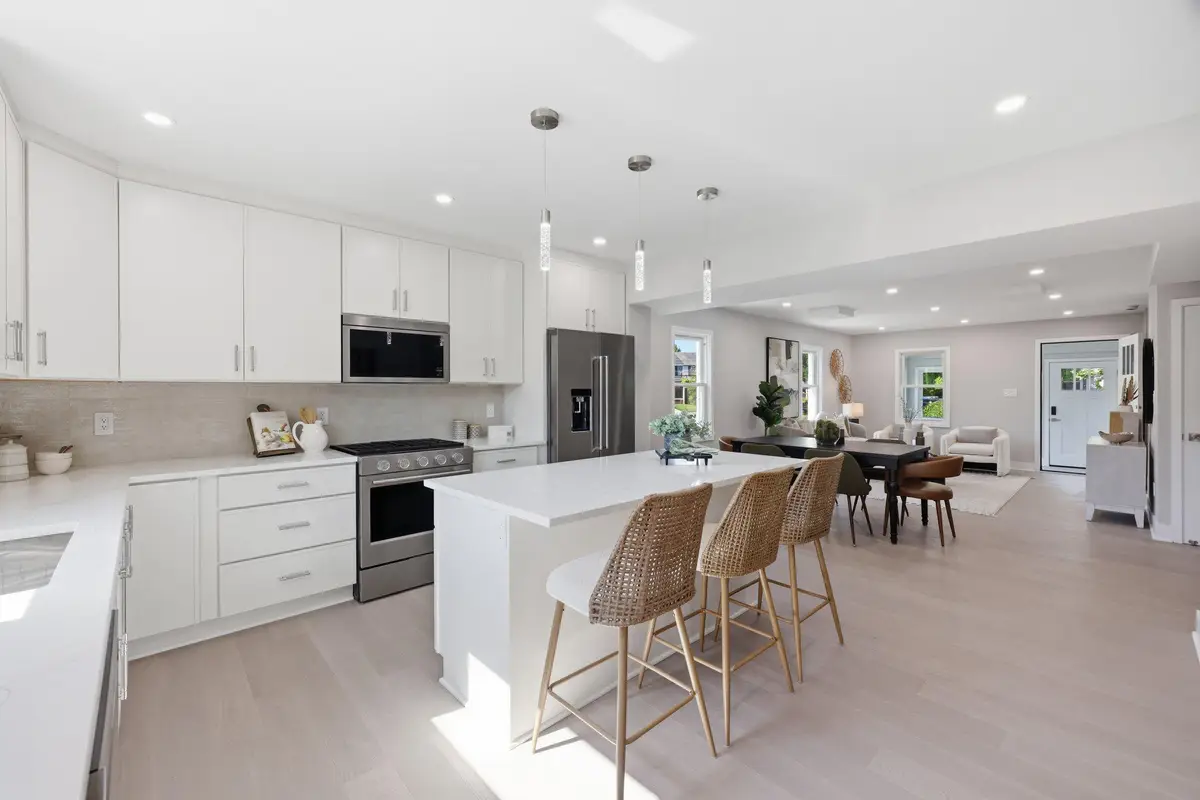 6023 Williamsburg Rd, Alexandria, VA 22303 - #1