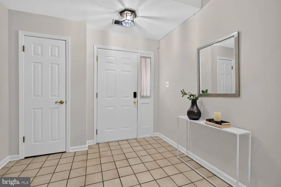 6056 Knights Ridge Way, Alexandria, VA 22310 - #3