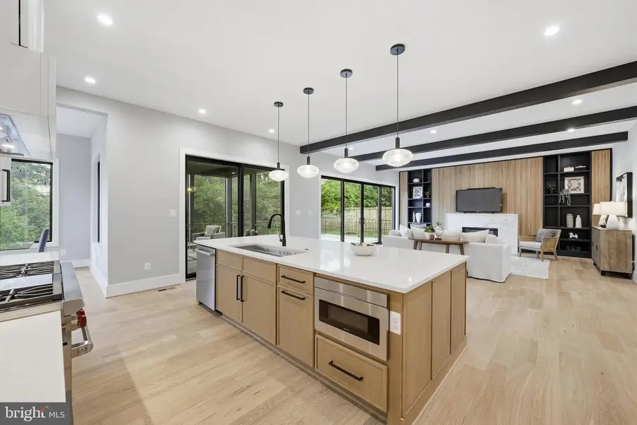 1806 Barbee St, McLean, VA 22101 - #2