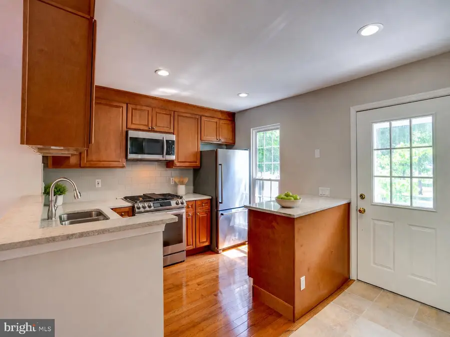 14708 Basingstoke Loop, Centreville, VA 20120 - #3