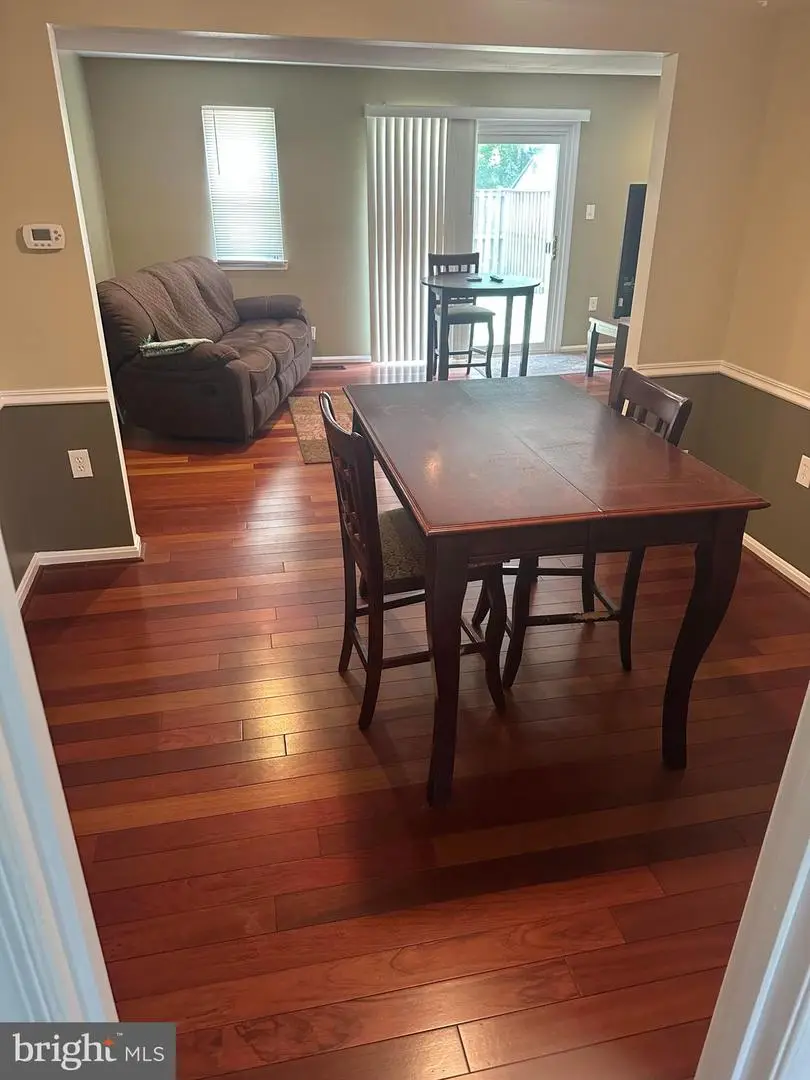 5863 Banning Pl, Burke, VA 22015 - #3