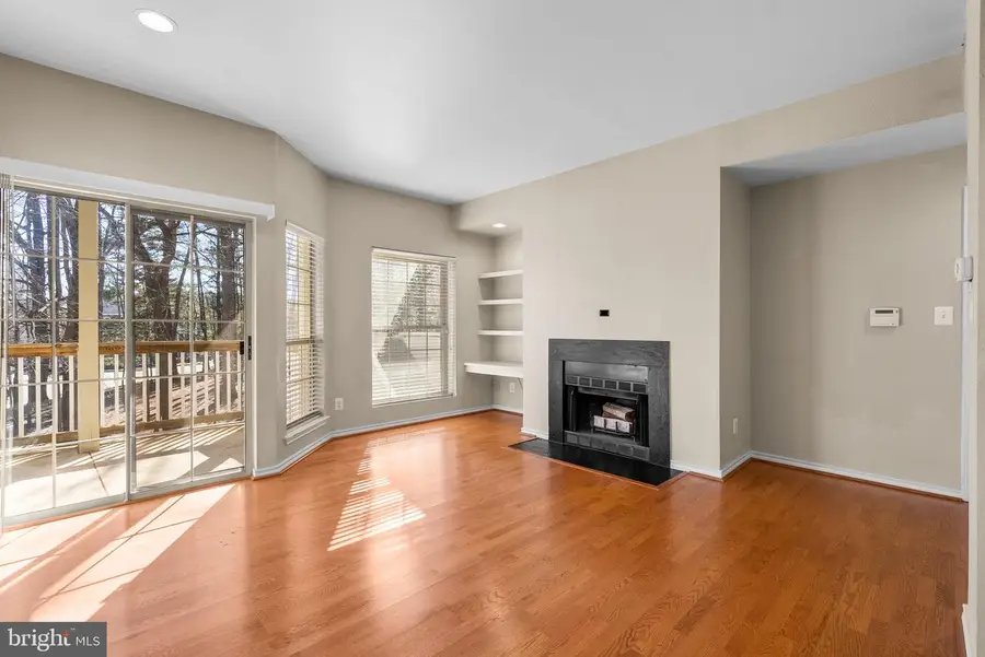 12151 Penderview Ln #2026, Fairfax, VA 22033 - #2