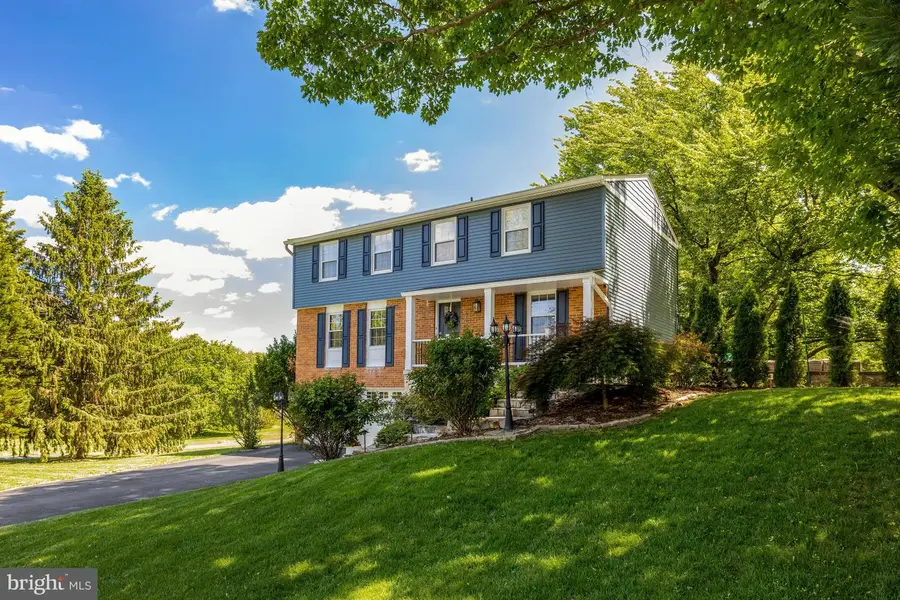933 War Admiral St, Great Falls, VA 22066 - #3