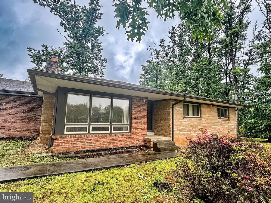 7041 Cindy Ln, Annandale, VA 22003 - #2