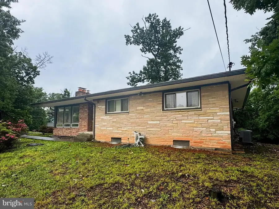 7041 Cindy Ln, Annandale, VA 22003 - #3