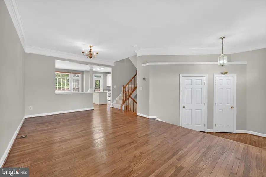 5506 Jowett Ct, Alexandria, VA 22315 - #3