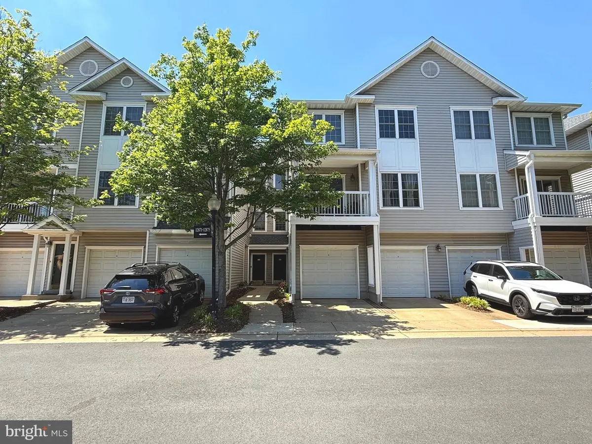 12885 Fair Briar Ln, Fairfax, VA 22033 - #1