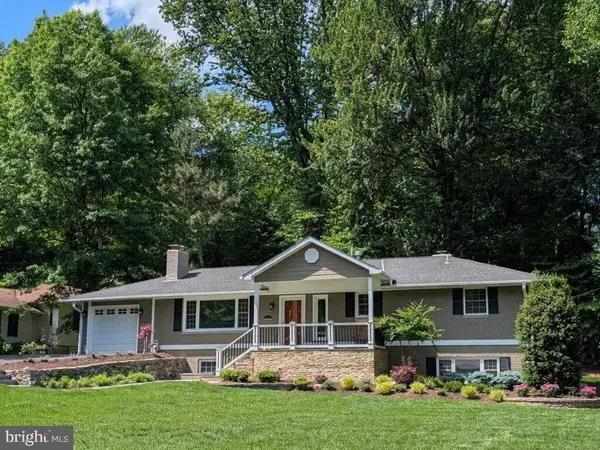8324 The Midway, ANNANDALE, VA 22003