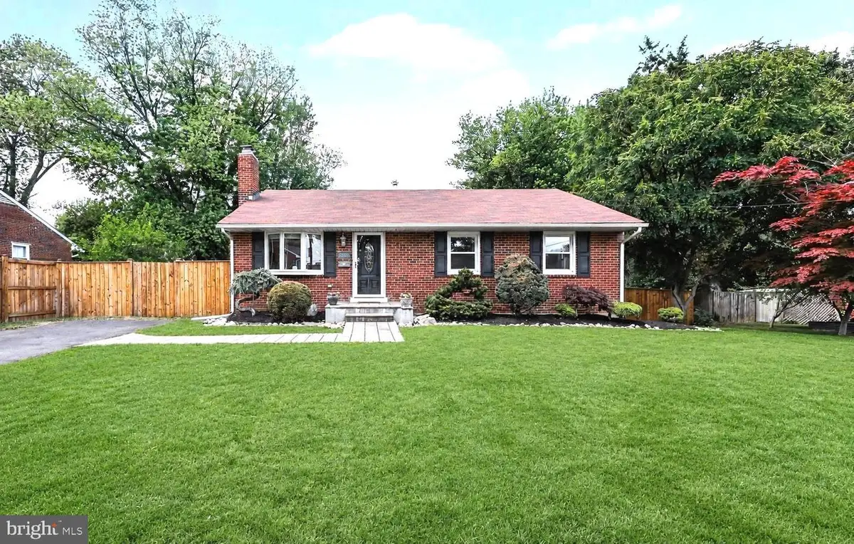 6300 Yellowstone Dr, Alexandria, VA 22312 - #1