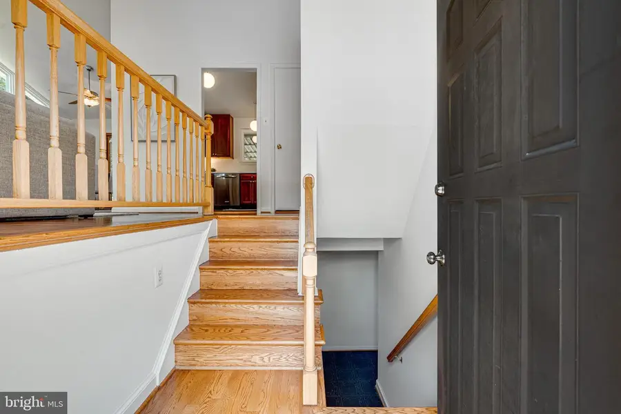 10000 Eastlake Dr, Fairfax, VA 22032 - #3