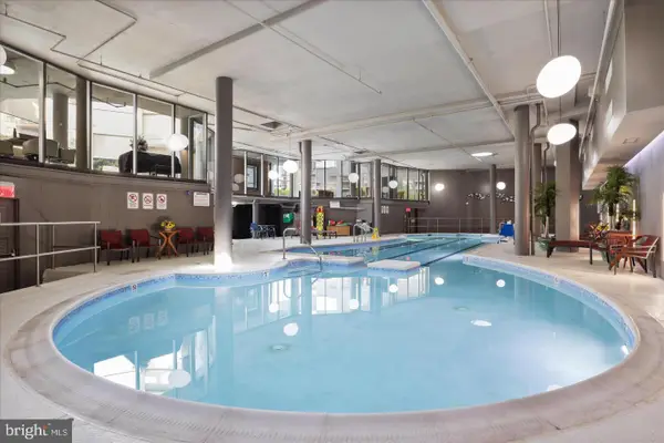 8380 Greensboro Dr #303, MCLEAN, VA 22102