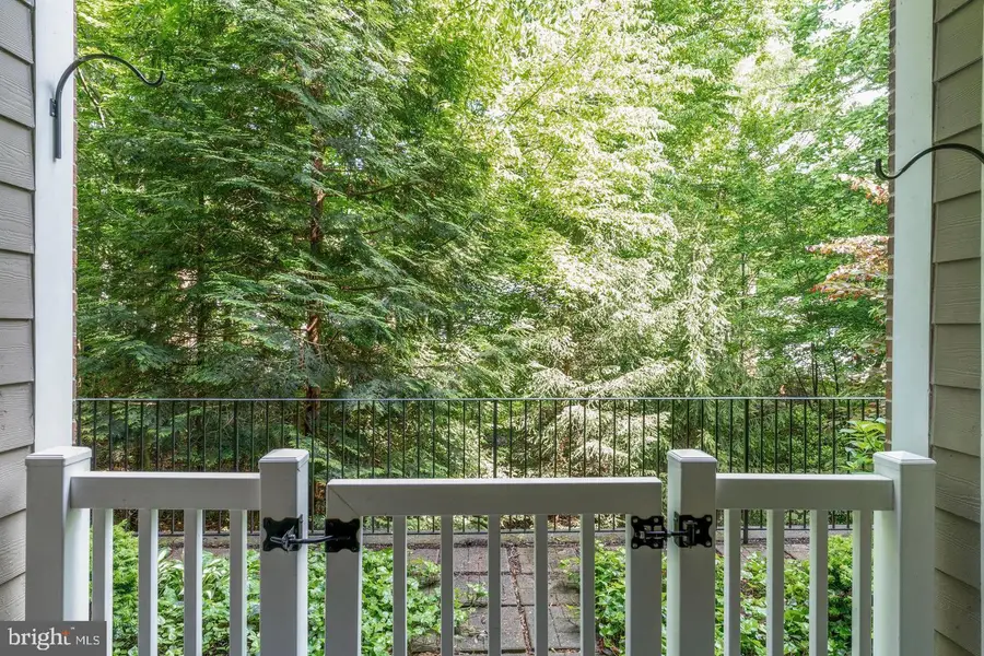 7880 Rolling Woods Ct #2103, Springfield, VA 22152 - #2