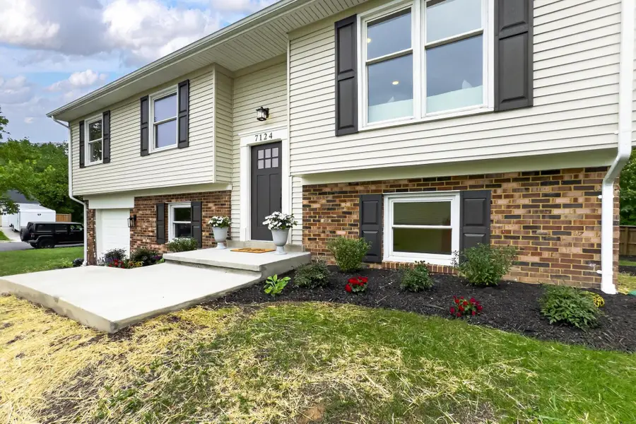 7124 Whetstone Rd, Alexandria, VA 22306 - #2