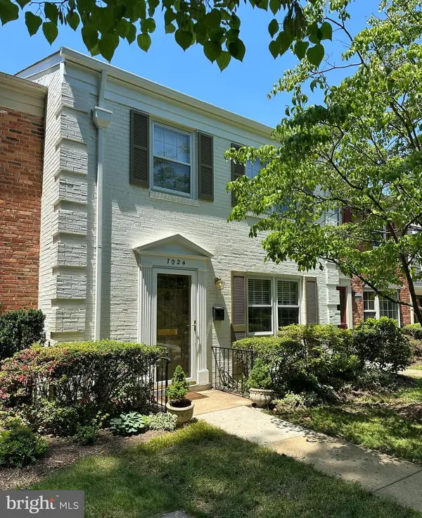 7024 Alicent Pl, MCLEAN, VA 22101