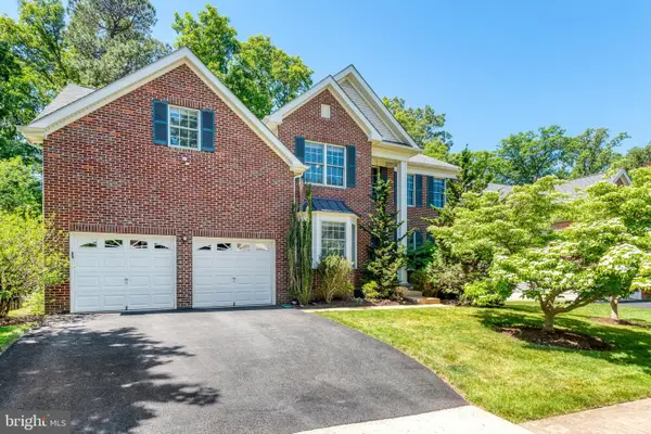 12221 Harbor Town Cir, FAIRFAX, VA 22033