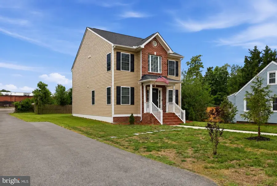8528 Engleside St, Alexandria, VA 22309 - #3
