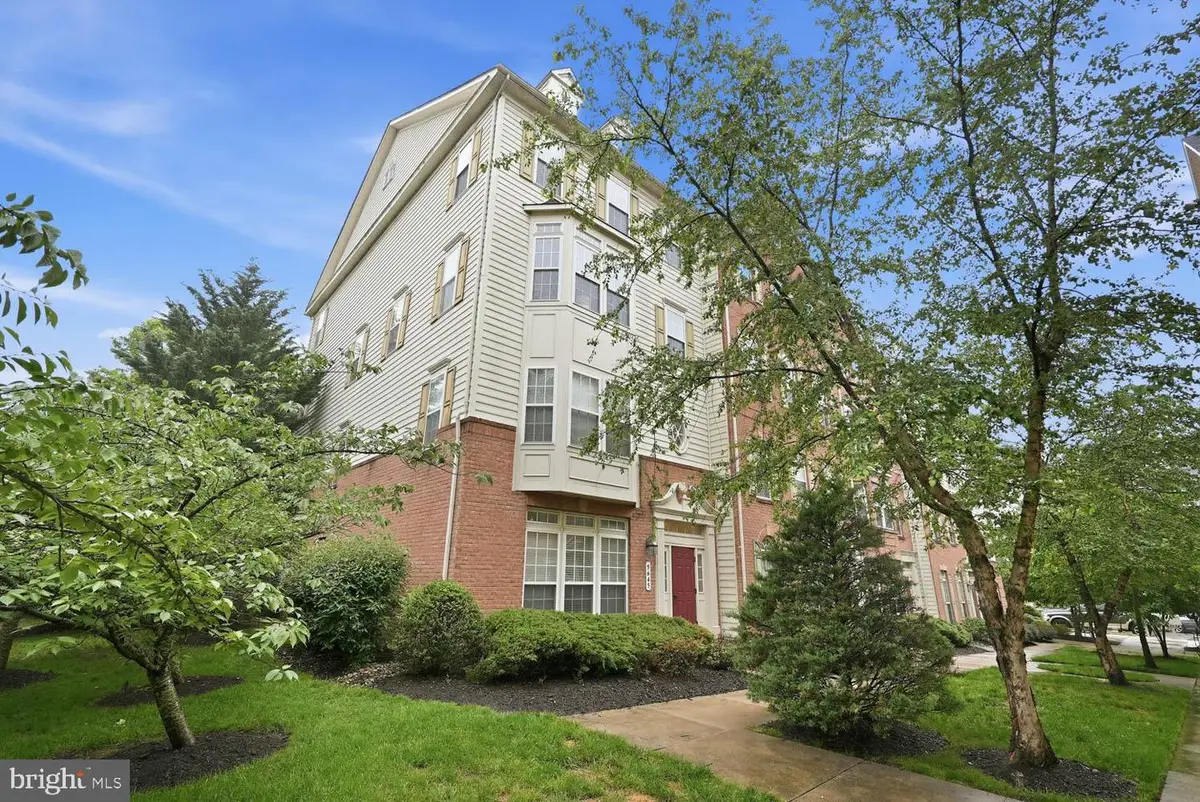 5645 Harrington Falls Ln #b, Alexandria, VA 22312 - #1