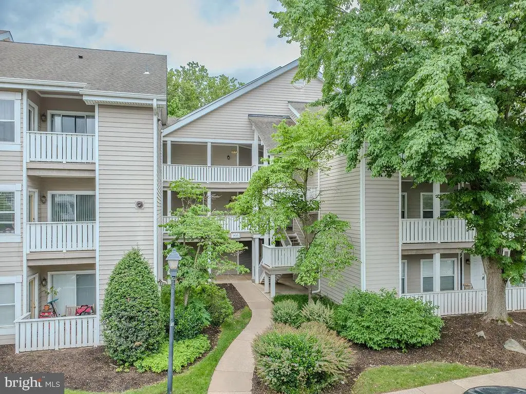 14321 Climbing Rose Way #204, Centreville, VA 20121 - #1