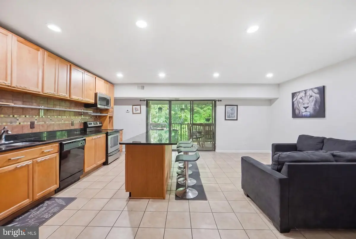 11650 Stoneview Sq #90/22c, Reston, VA 20191 - #1