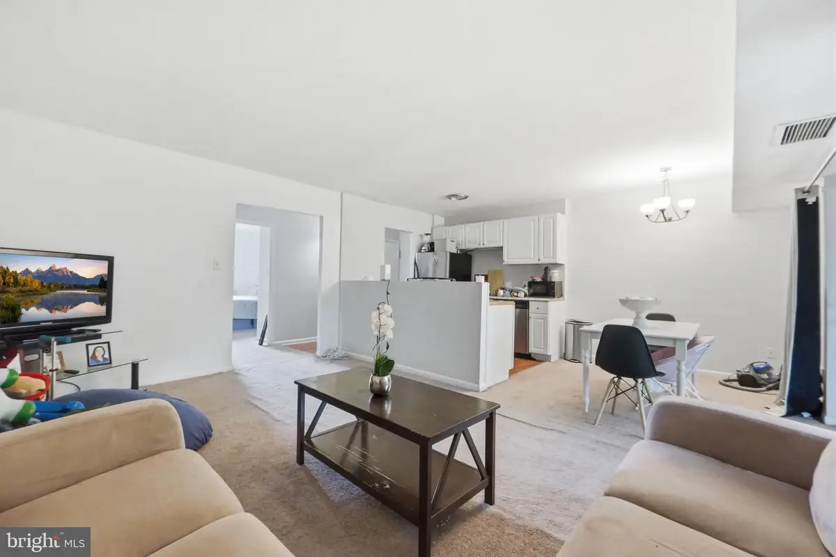 2231 Castle Rock Sq #22c, Reston, VA 20191 - #1