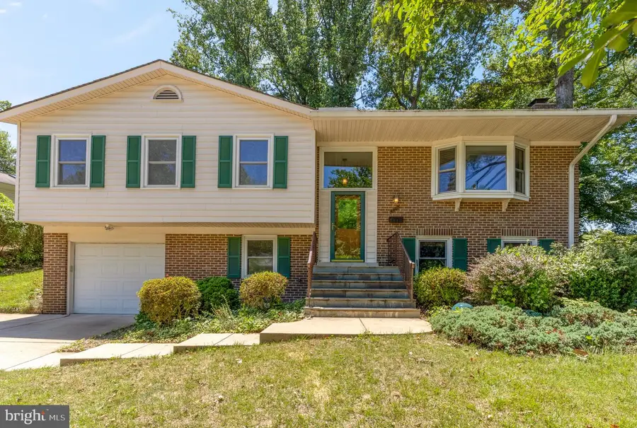 8407 Georgian Way, Annandale, VA 22003 - #2