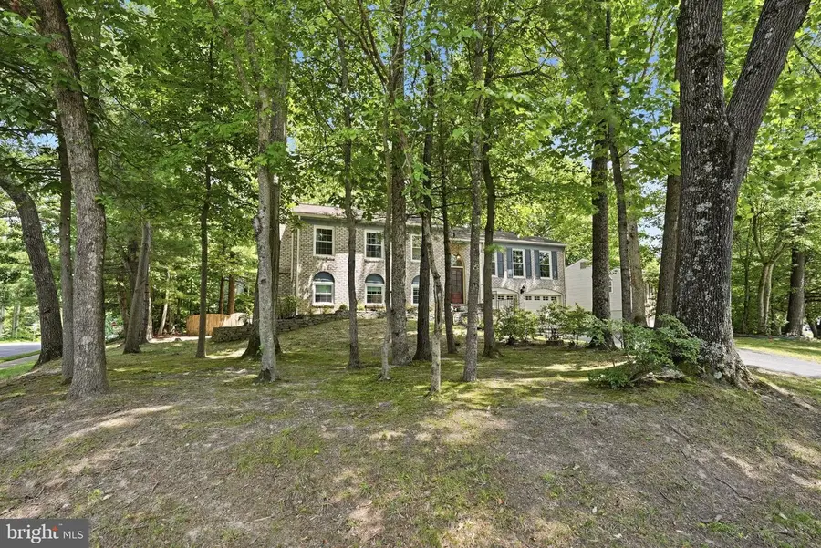 7601 Cervantes Ct, Springfield, VA 22153 - #3