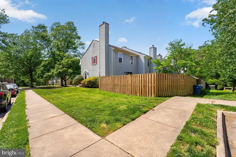 7265 Kousa Ln, Springfield, VA 22152 - #3