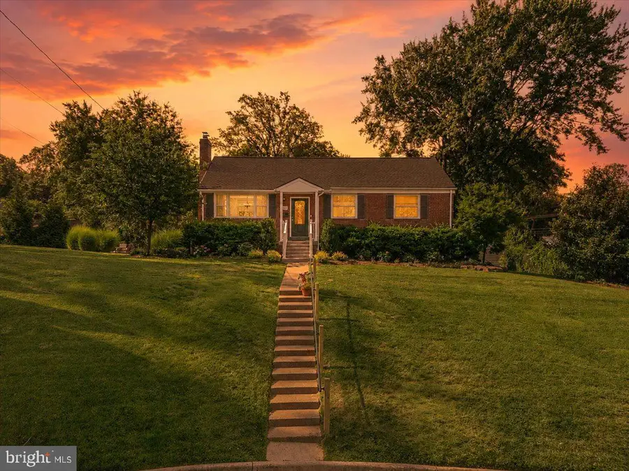 7003 Terrace Ct, Annandale, VA 22003 - #2