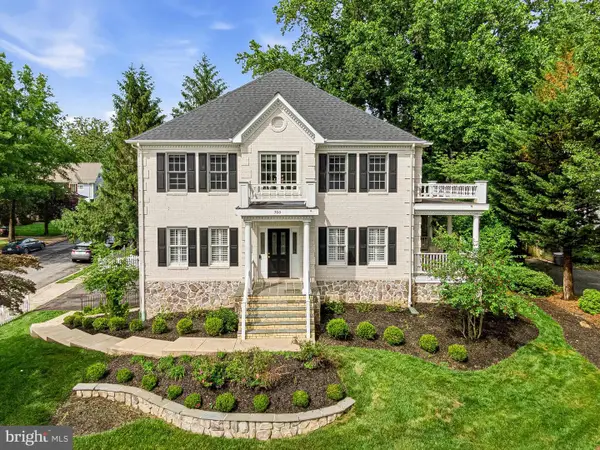 700 Park St Se, VIENNA, VA 22180