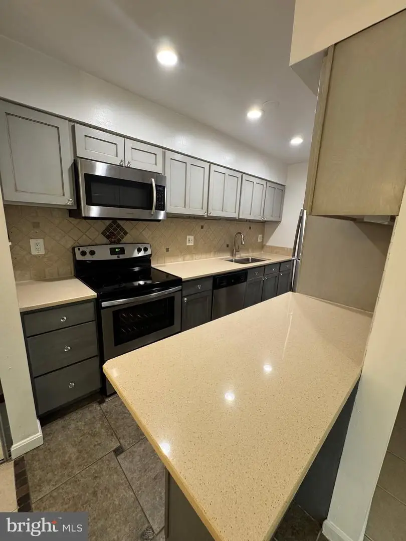 8353-b Dunham Ct #640, Springfield, VA 22152 - #3