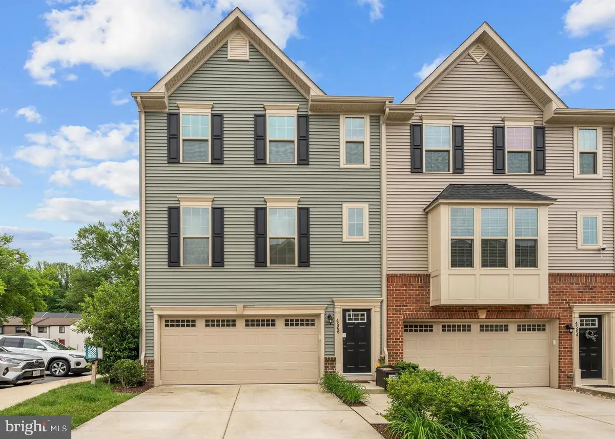 4566 Joseph Bristow Ln, Annandale, VA 22003 - #1