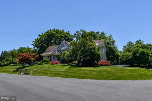 11061 Tottenham Ln, RESTON, VA 20194